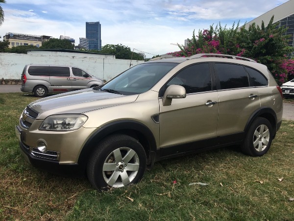 2010 Chevrolet Captiva  Free high resolution car images